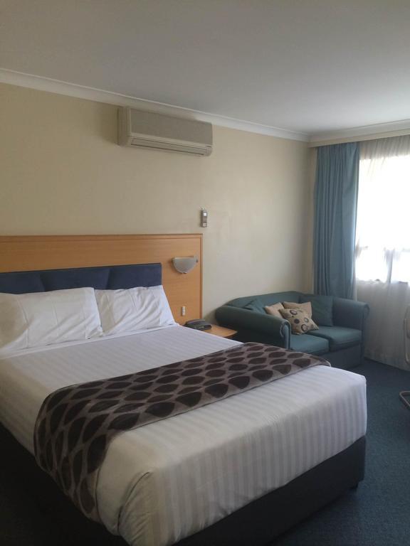 Park Motor Inn Toowoomba Room photo
