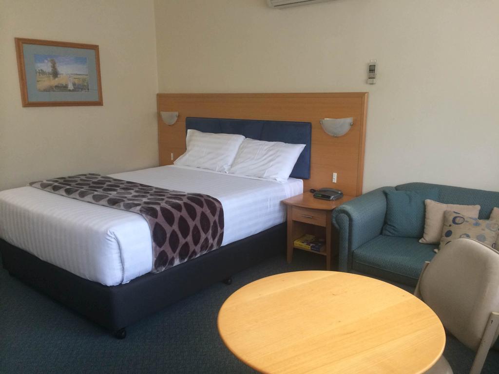 Park Motor Inn Toowoomba Room photo
